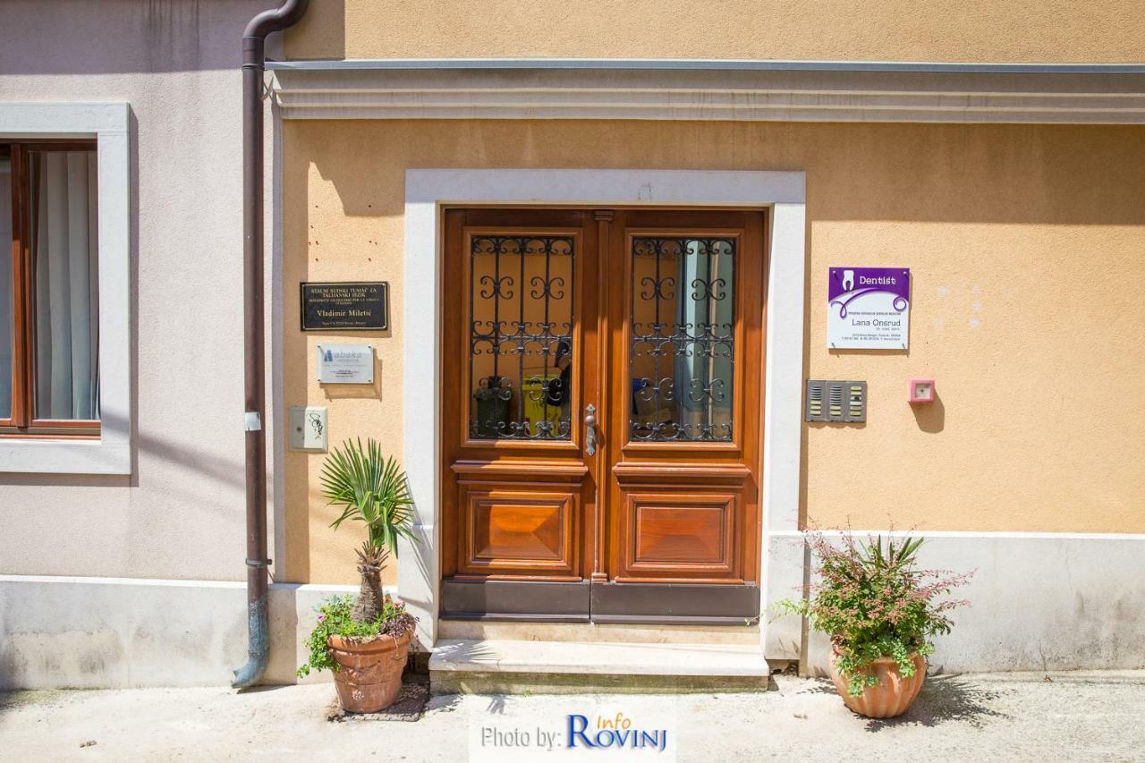 Zora City Rovinj Exterior foto